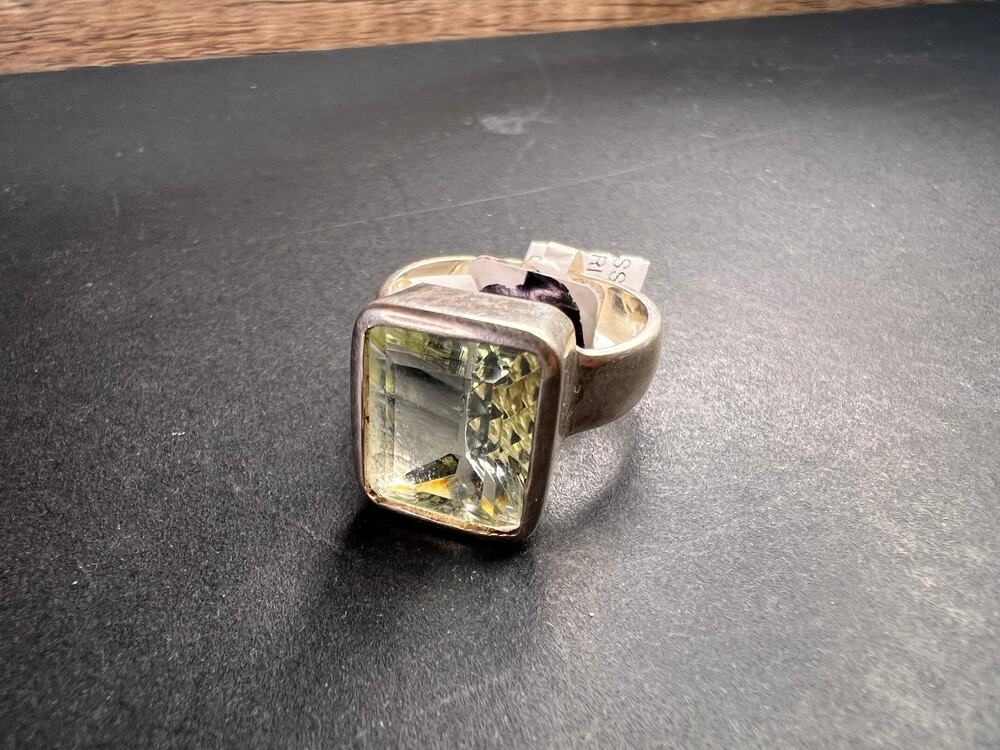 NEW Vintage Deadstock Prasiolite Sterling silver ring size 7- 6.87 grams